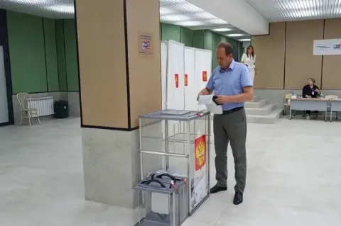 Муслим Телякавов проголосовал в Махачкале и проинспектировал выборы в Хасавюртовском районе