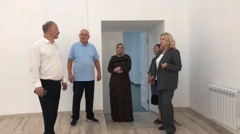 Зарема Бутаева оценила итоги капремонта ДК в Мамедкале Дербентского района