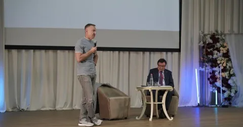 Дмитрий Ливанов рассказал школьникам Дагестана о физике в спорте