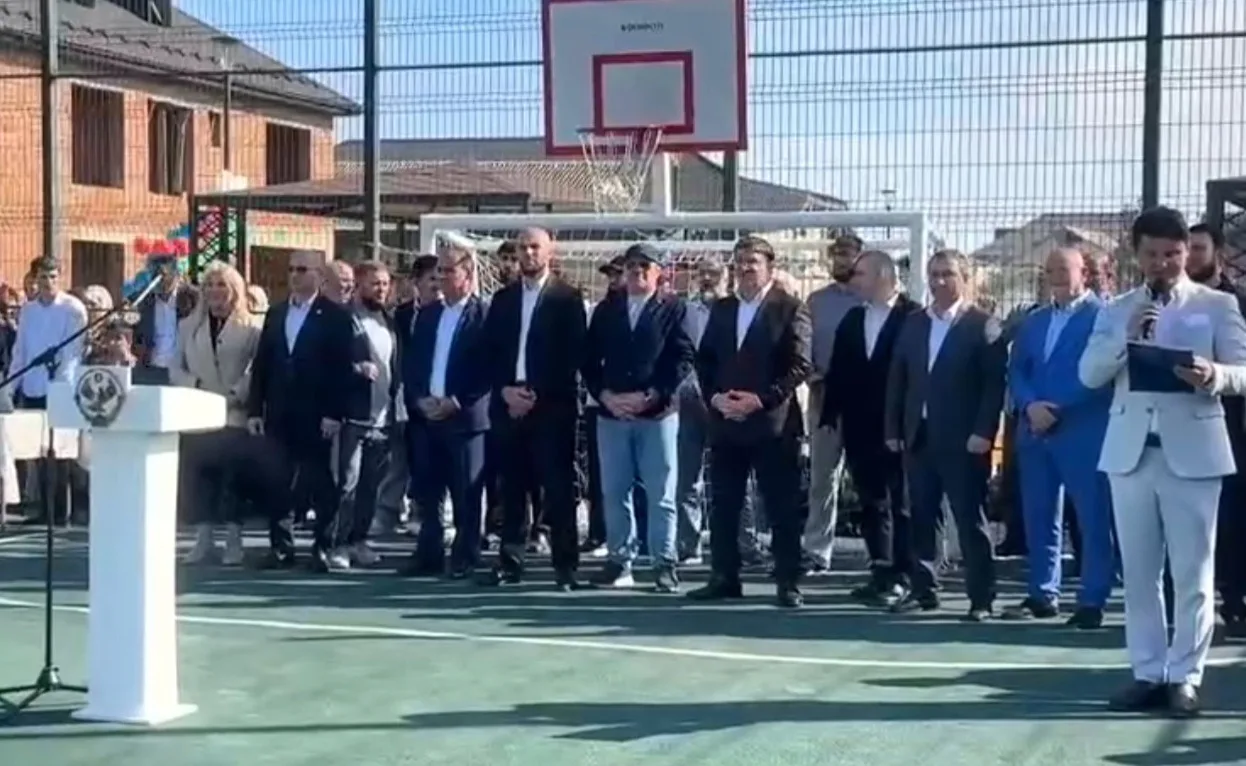 В Новом Хушете открыт новый сквер на улице Ленина