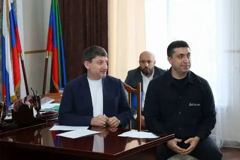 Врио министра по делам молодёжи Дагестана Камил Саидов провел рабочую встречу в Лакском районе