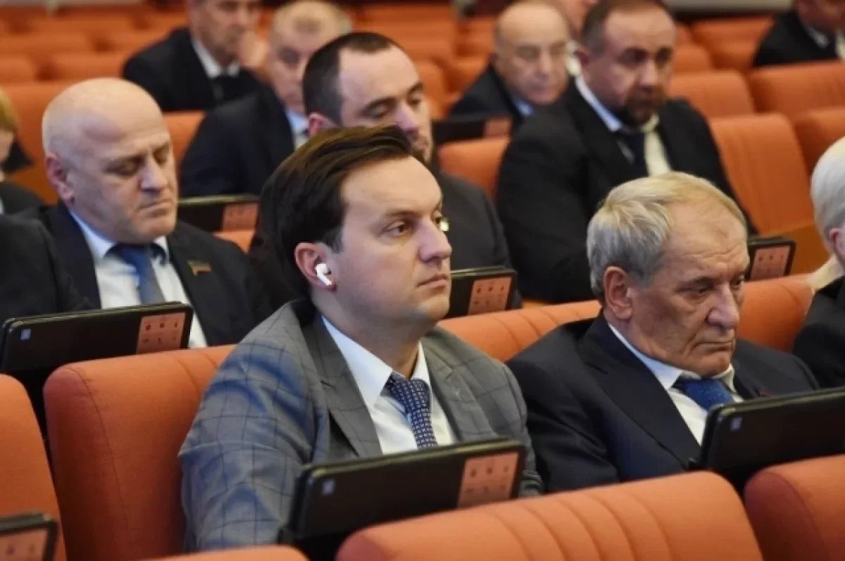 Депутат парламента Дагестана Кирилл Глазов лишен своего мандата