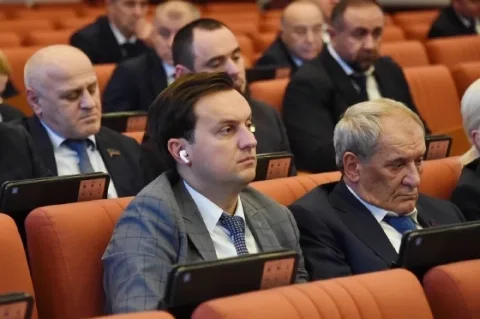 Депутат парламента Дагестана Кирилл Глазов лишен своего мандата