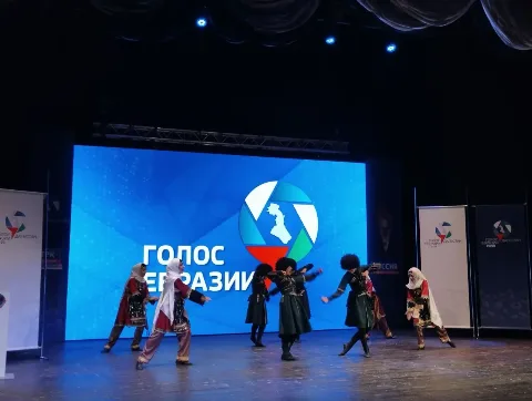 Фестиваль национального вещания «Голос Евразии-2026» завершился в Русском театре Махачкалы