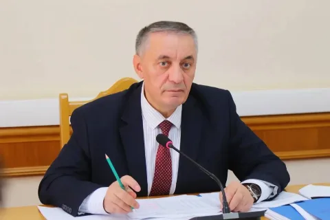 В Правительстве Дагестана обсудили 1,9 млн рублей задолженности по зарплате
