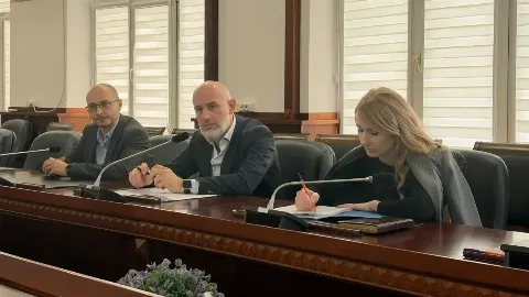 В Каспийске построят новую поликлинику, обсудили строительство и другие вопросы здравоохранения в Дагестане