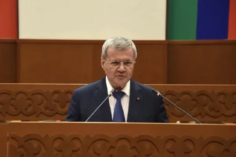 Юрий Чайка высоко оценил работу Сергея Меликова на посту главы Дагестана