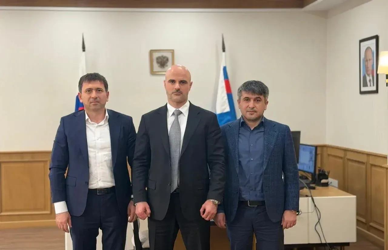 Магомед Курбанов и Марат Агасиев обсудили финансовые вопросы в Махачкале