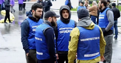 Гаджимурад Муртузалиев проверил субботник в Махачкале, включая парк «Россия — моя история»