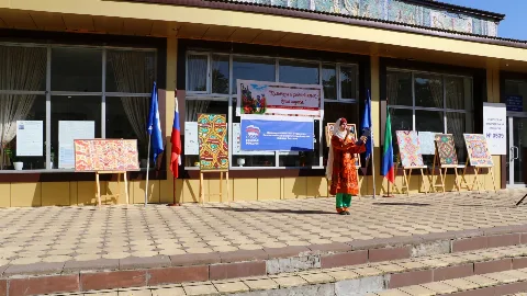 В селе Маджалис Кайтагского района прошел концерт ко Дню дагестанской культуры и языков