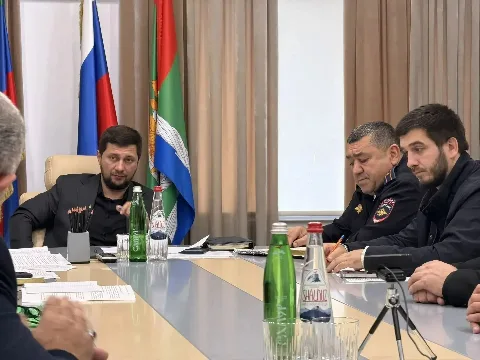 В Магарамкентском районе обсудили меры по снижению аварийности и предотвращению наездов на животных
