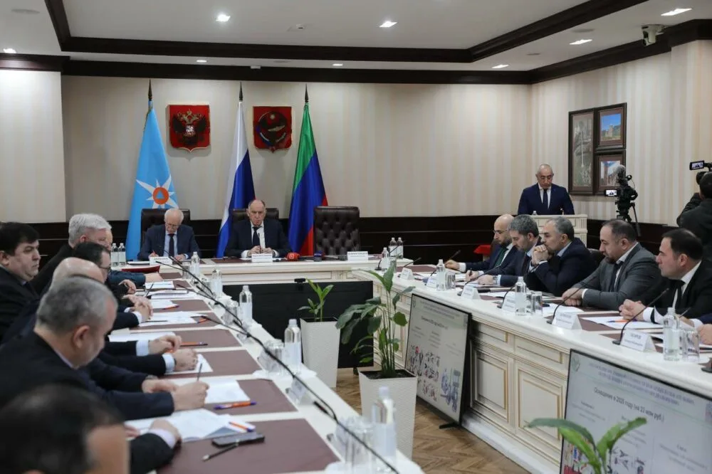 Абдулмуслимов потребовал от глав МО создать резервы на случай ЧС