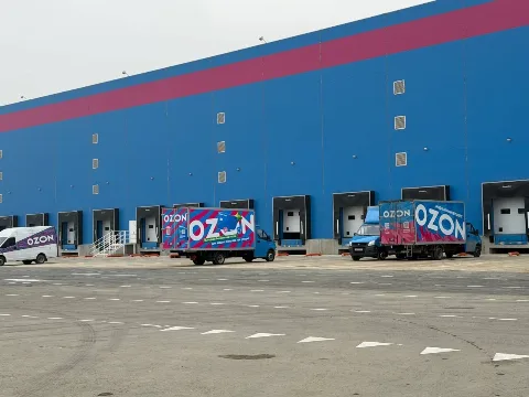 Ozon начал страховые выплаты продавцам после атаки БПЛА на склад в Махачкале