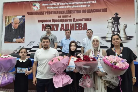 13-летний Руслан Гаджиев стал чемпионом Дагестана по классическим шахматам