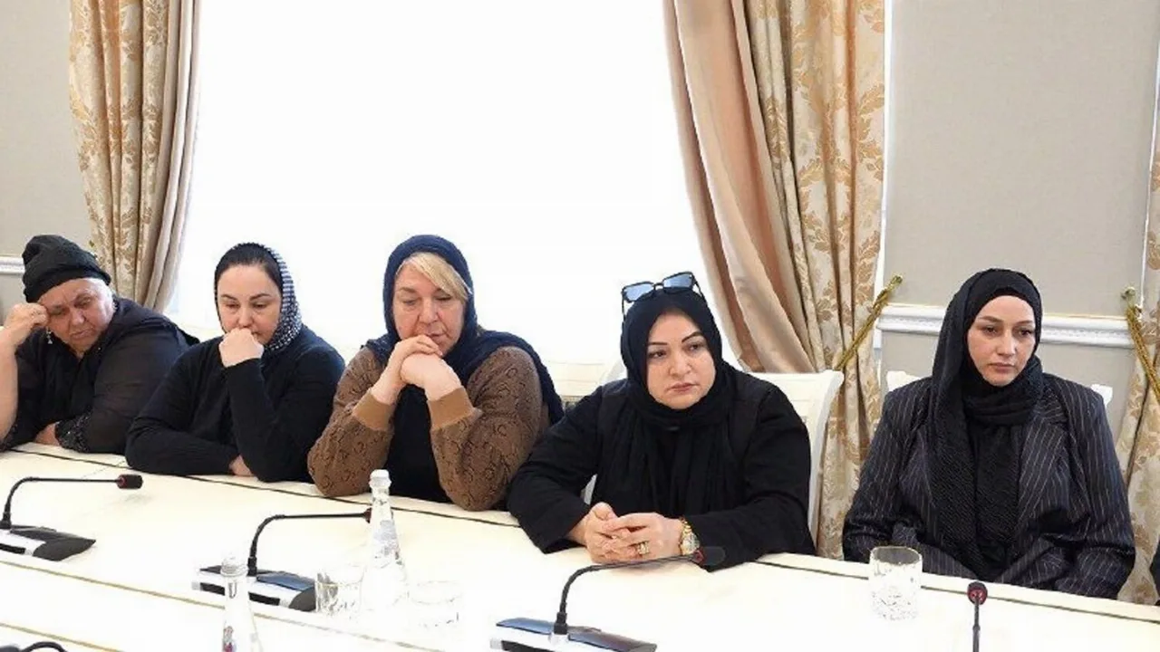 В Махачкале глава города Джамбулат Салавов встретился с семьями участников СВО
