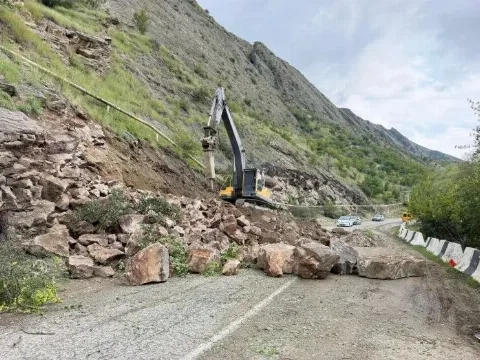 В Гергебильском районе временно изменится схема движения на участке дороги к Кикуни