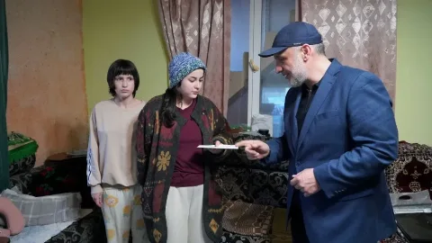 Помощник министра сельского хозяйства Дагестана навестил семью участника СВО из Новолакского района
