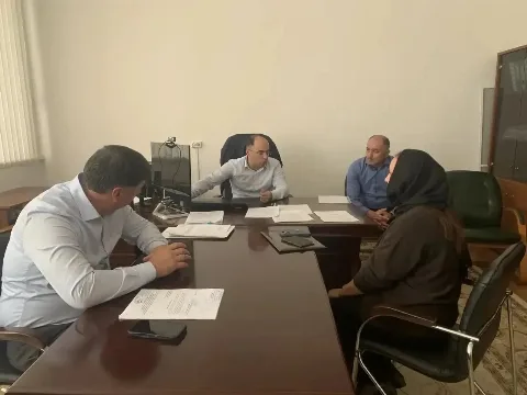 Левашинский район: семье погибшего бойца СВО помогут с землей и дорогой