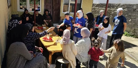 В муниципалитетах Дагестана при участии «Единой России» прошли «Дни двора»