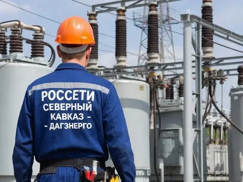 «Дагэнерго» перераспределило нагрузку на энергообъектах Махачкалы из-за жары и роста потребления