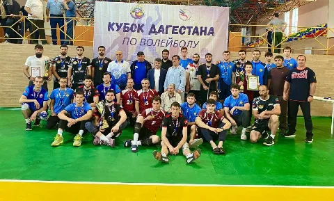 Команда Хунзахского района выиграла Кубок Дагестана по волейболу