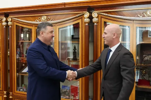 Врио главы Дагестана Фёдор Щукин обсудил с Героем России Залибеком Умаевым развитие республики