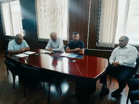 В Курахском районе обсудили подготовку к выборам и строительство площадок для ТКО
