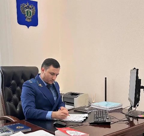 Прокуратура Каспийска отменила схему размещения торговых объектов из-за нарушений
