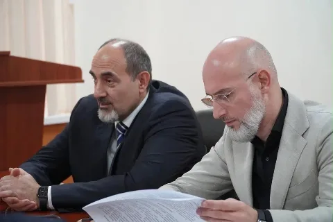Магомед Чиркиев и Яхья Бучаев обсудили задачи образования в Дагестане