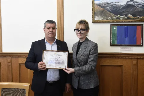 Асият Алиева отметила вклад депутатов в развитие АПК Дагестана и вручила благодарности