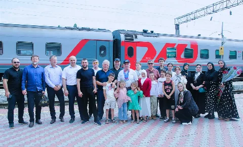Глава Гумбетовского района встретил 84-летнего чемпиона России по легкой атлетике Гаирбека Алиасхабова