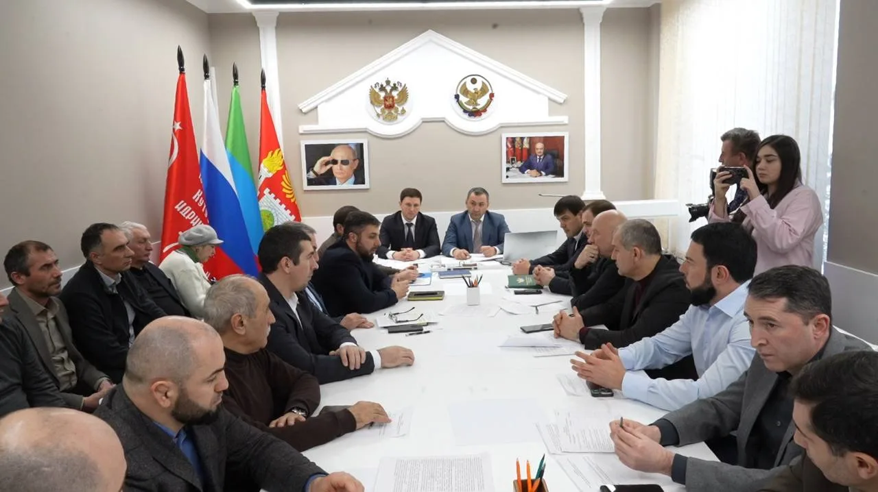 В Махачкале наметили план решения острых проблем ЖКХ, включая качество услуг и ремонт лифтов