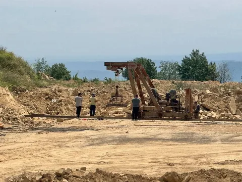 Незаконная добыча ПГС в Табасаранском районе нанесла ущерб экологии в 25 млн рублей