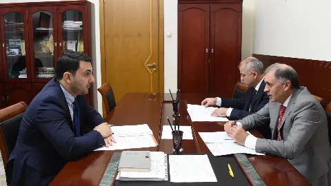 Камил Давдиев и Самир Абдулхаликов обсудили международное сотрудничество с представителем МИД России