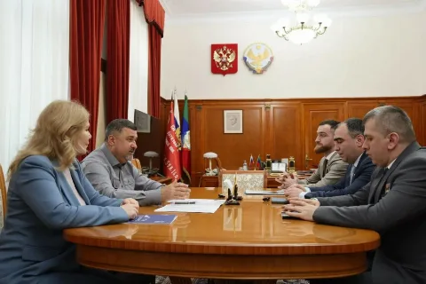 Врио главы Дагестана Фёдор Щукин обсудил с Героями России трудоустройство ветеранов СВО
