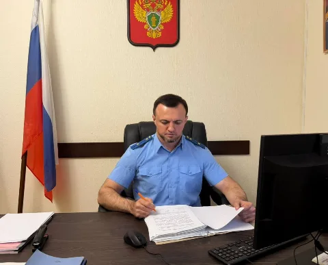 Жительница Дагестанских Огней предстанет перед судом за продажу банковской карты