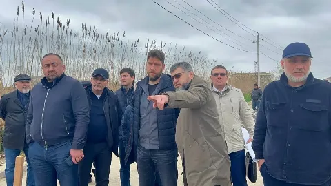 Андрей Разин оценил ущерб от паводков в поселке Мамедкала